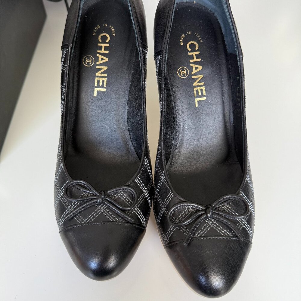 Chanel Lambskin Platform Gold Pumps heels 4 inches